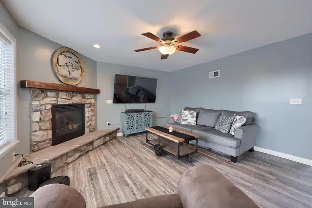 $429,000 | 385 Torrey Pines Drive, Mount Wolf, PA 17347