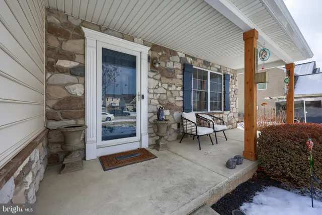 $429,000 | 385 Torrey Pines Drive, Mount Wolf, PA 17347