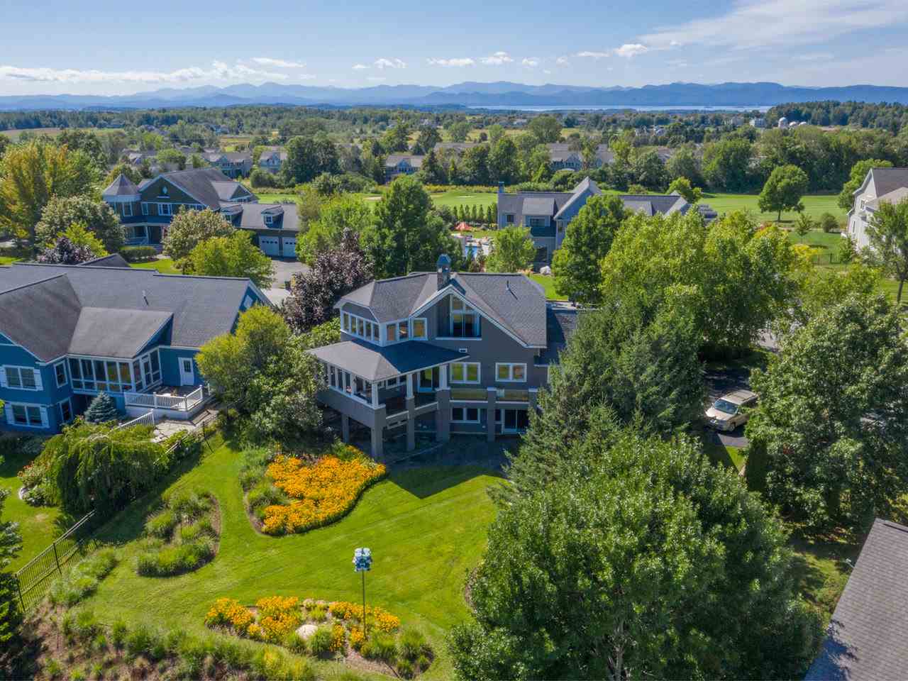 6 Park Road South Burlington, VT 05403 - Photo 3 of 40