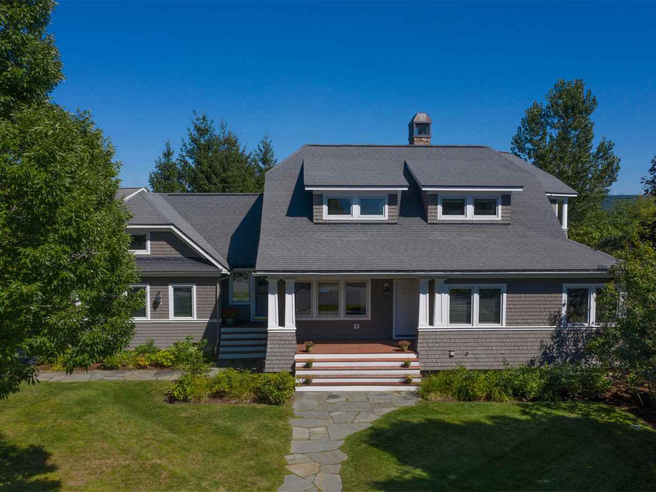 6 Park Road South Burlington, VT 05403 - Photo 4 of 40