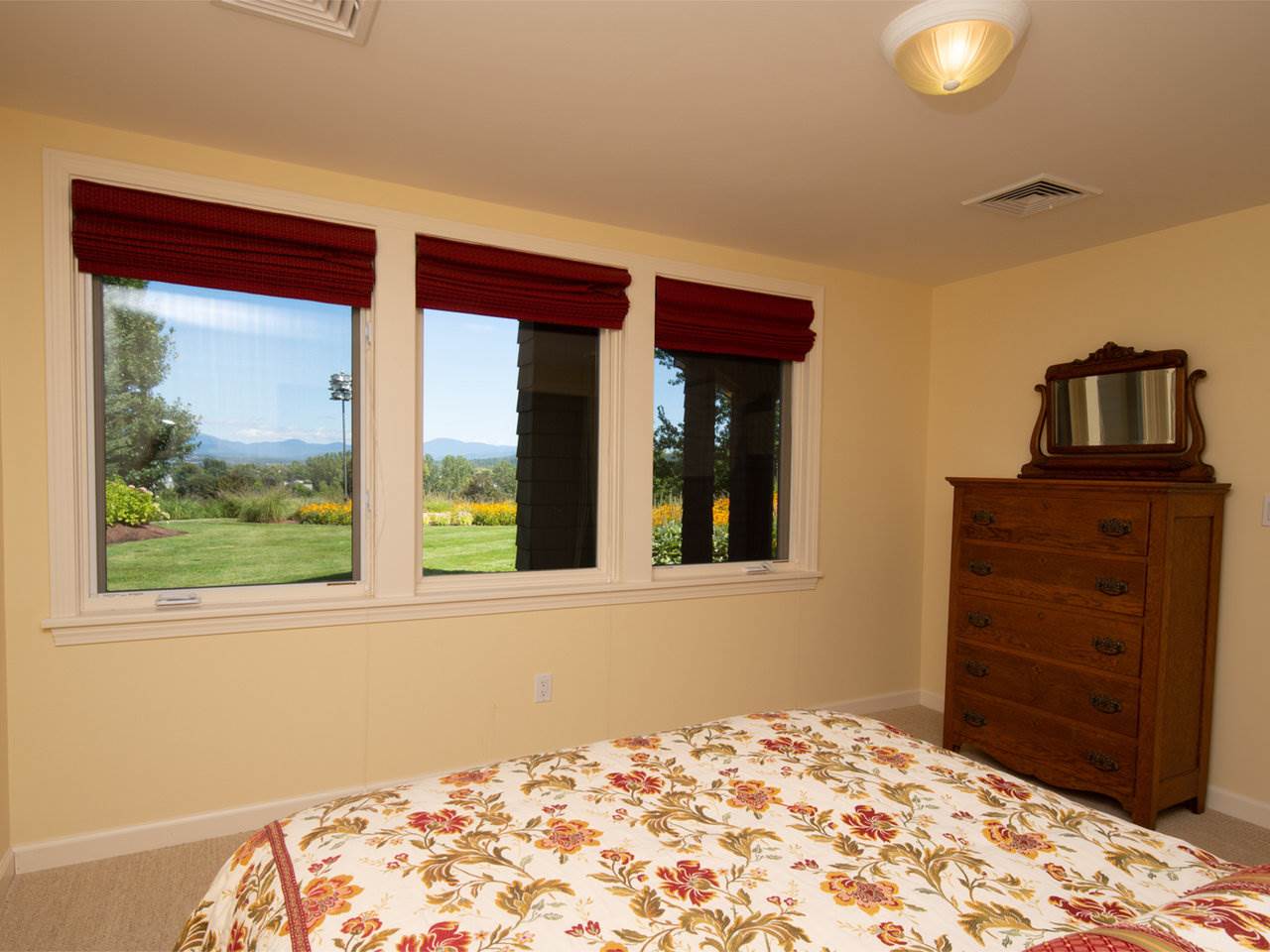 6 Park Road South Burlington, VT 05403 - Photo 32 of 40