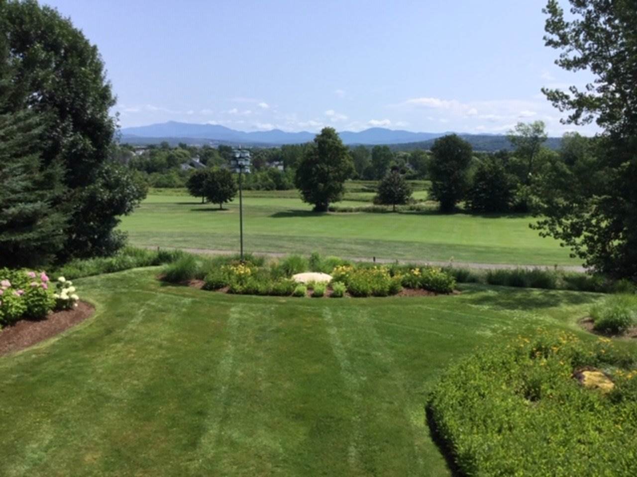 6 Park Road South Burlington, VT 05403 - Photo 5 of 40
