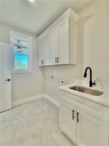 $869,900 | 141 Palisade Drive, Rydal, GA 30171