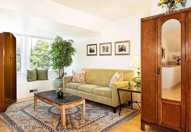 $599,000 | 1001 Jefferson Avenue, St. Maries, ID 83861