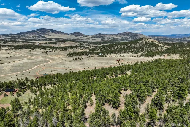 a view of an lake and mountain