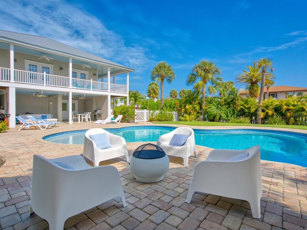 217 Spring Avenue Anna Maria, FL 34216 - Photo 28 of 47 Gallery Image 28