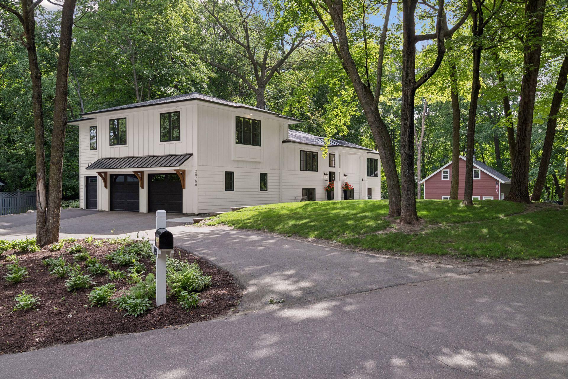 20750 Garden Road Excelsior, MN 55331 - Photo 33 of 41