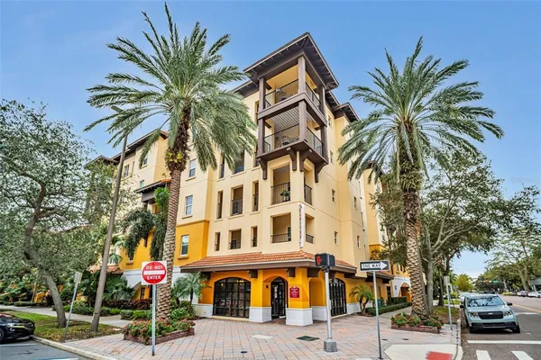 $359,000 | 100 4th Avenue South, Unit 207, St. Petersburg, FL 33701