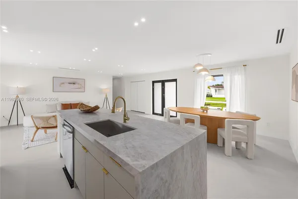 $1,600,000 | 9261 Southwest 80th Terrace, Miami, FL 33173