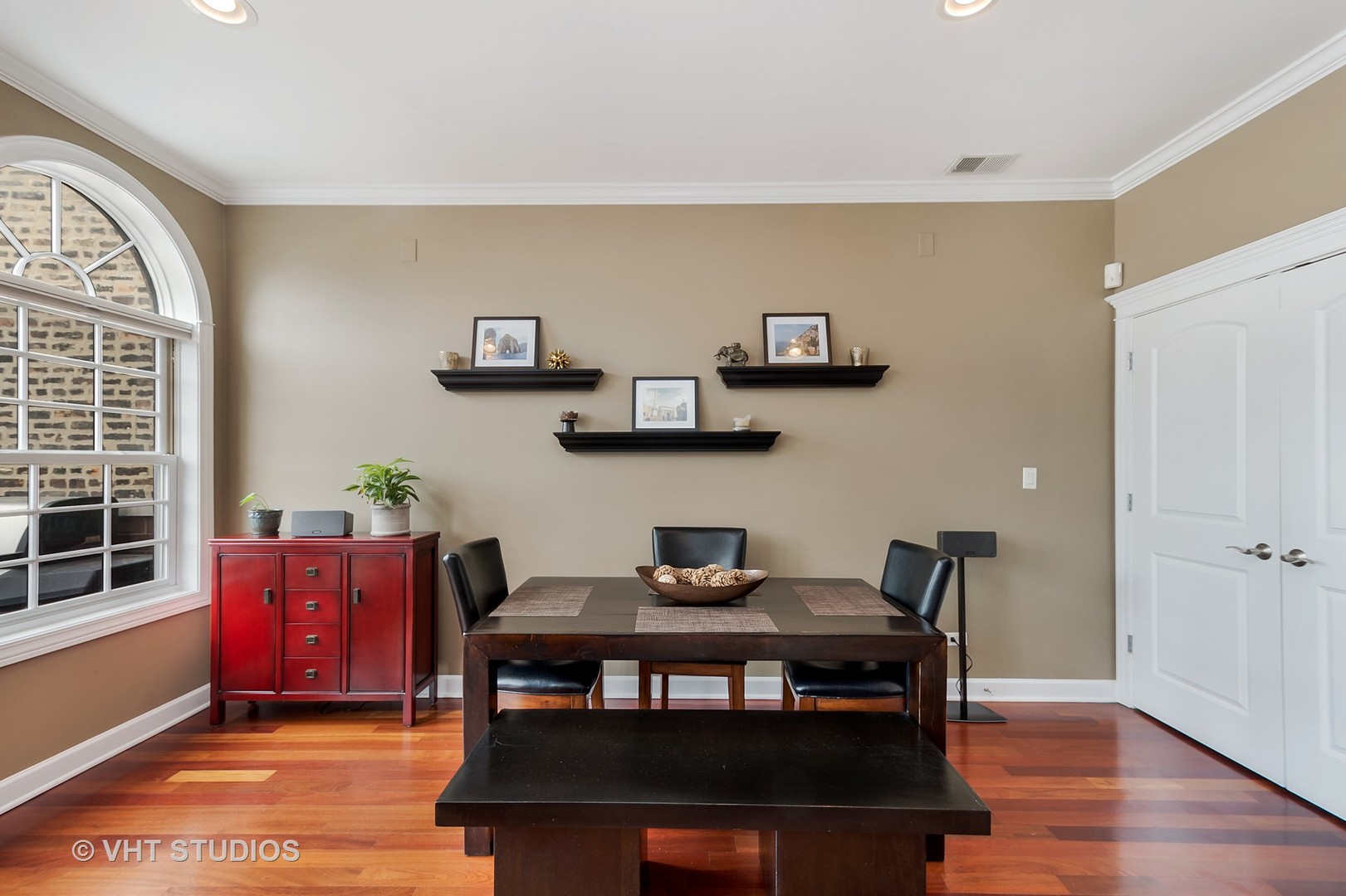 1035 West Madison Street, Unit 4 Chicago, IL 60607 - Photo 7 of 17