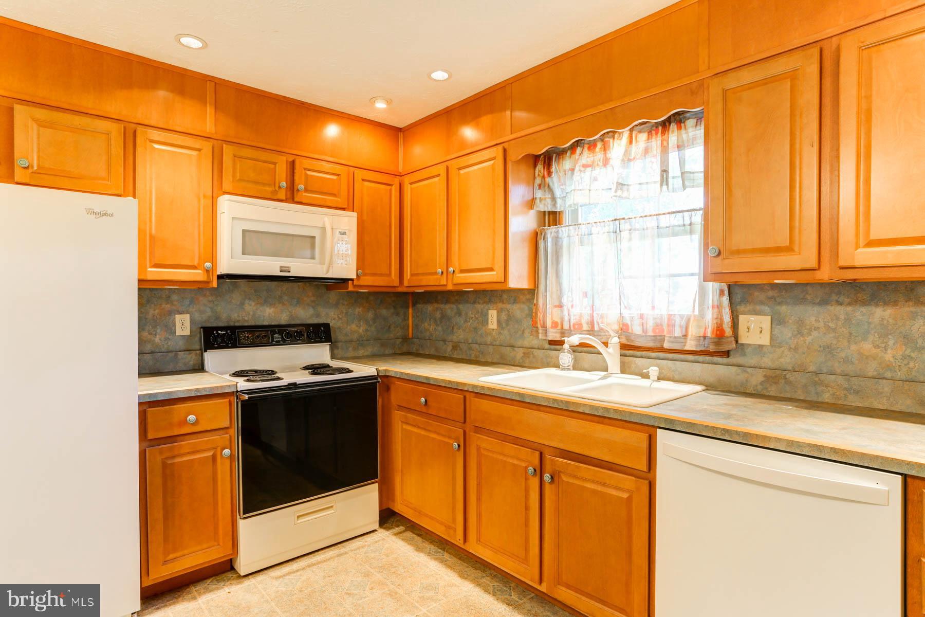 6185 Bell Road Harrisburg, PA 17111 - Photo 20 of 38 Gallery Image 20