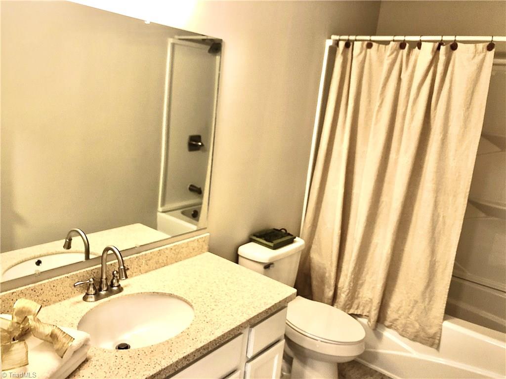7921 Highfill Road Summerfield, NC 27358 - Photo 11 of 22 Gallery Image 11