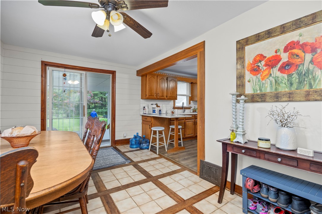 2462 Myersville Road Uniontown, OH 44685 - Photo 11 of 43