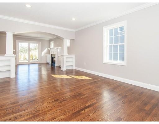 39 Rockridge Road Waltham, MA 02453 - Photo 11 of 30 Gallery Image 11