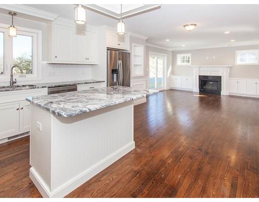 39 Rockridge Road Waltham, MA 02453 - Photo 2 of 30 Gallery Image 2