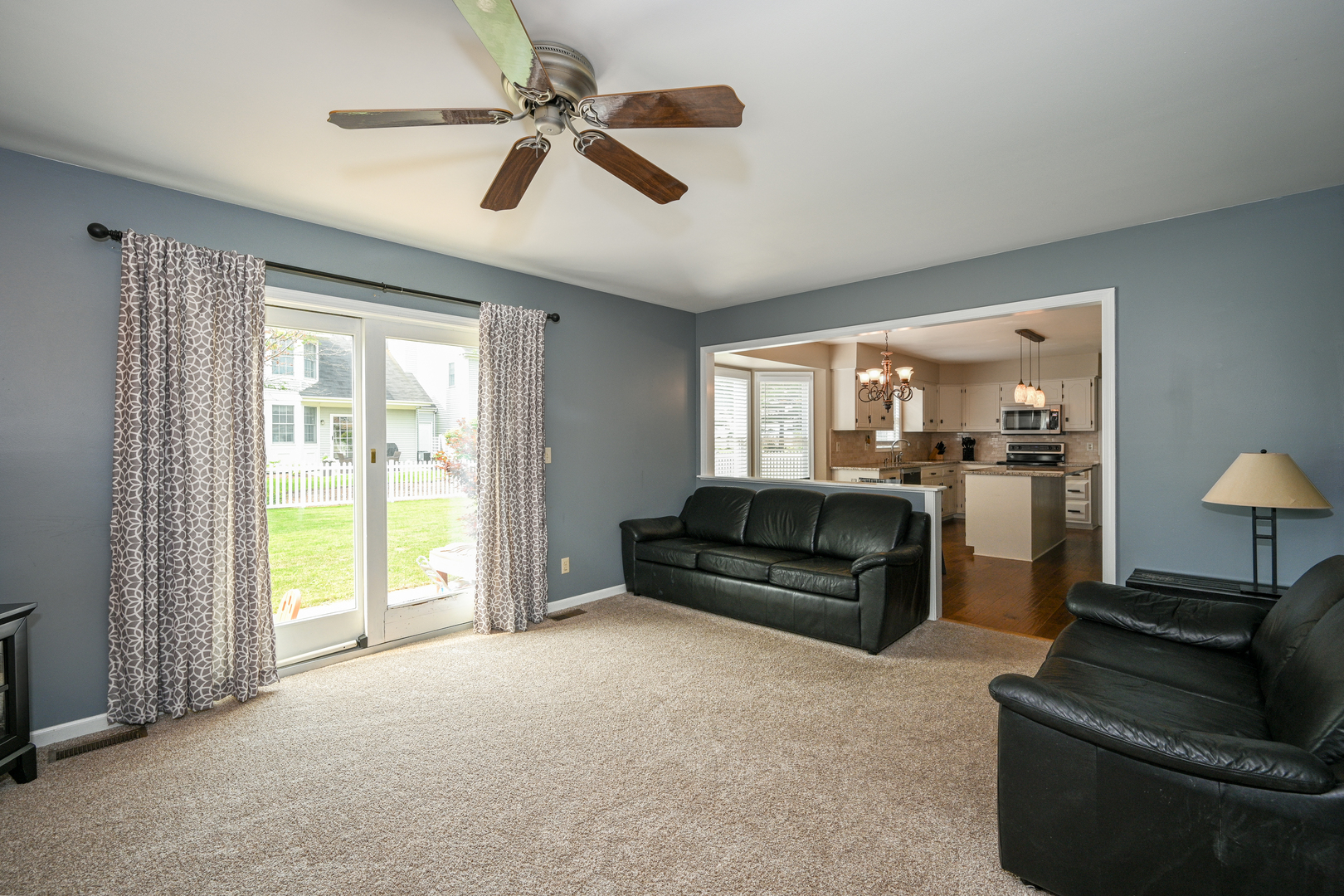 2405 Fairfax Road St. Charles, IL 60174 - Photo 13 of 32