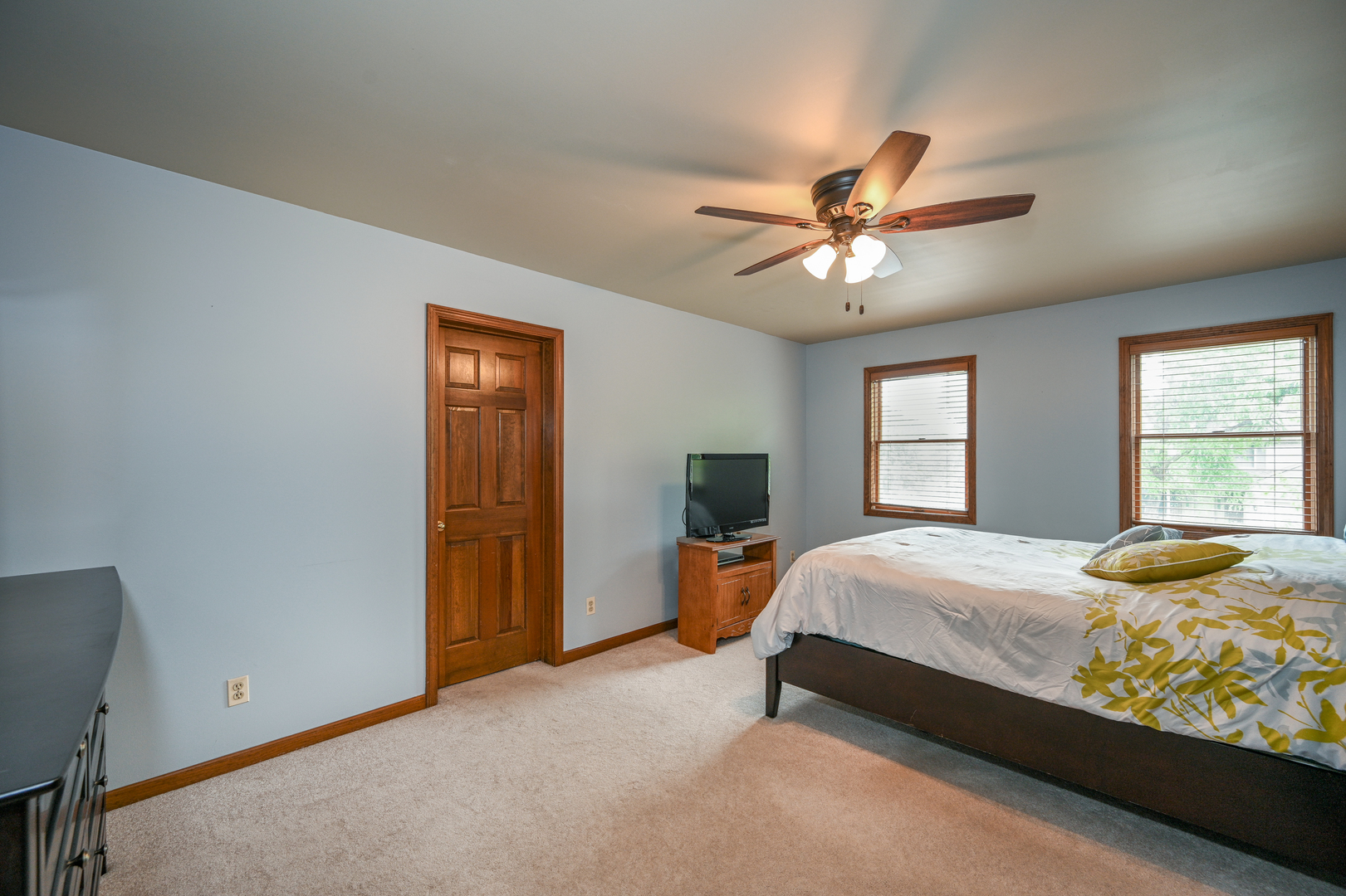 2405 Fairfax Road St. Charles, IL 60174 - Photo 20 of 32