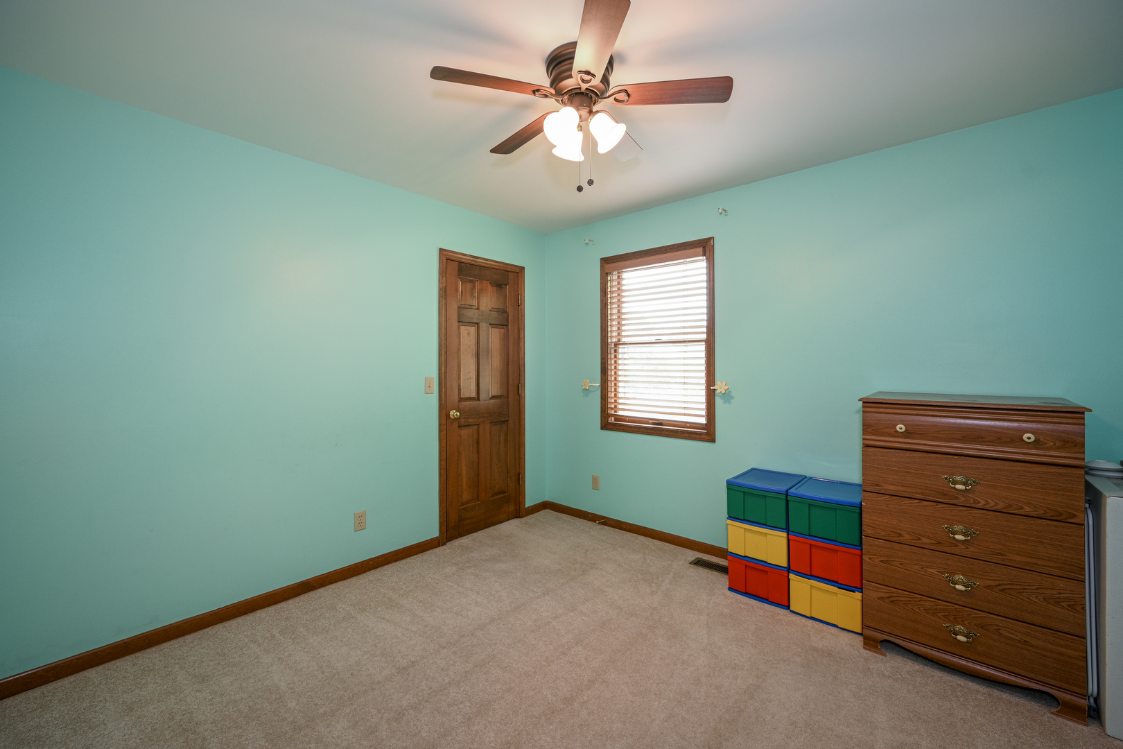 2405 Fairfax Road St. Charles, IL 60174 - Photo 26 of 32
