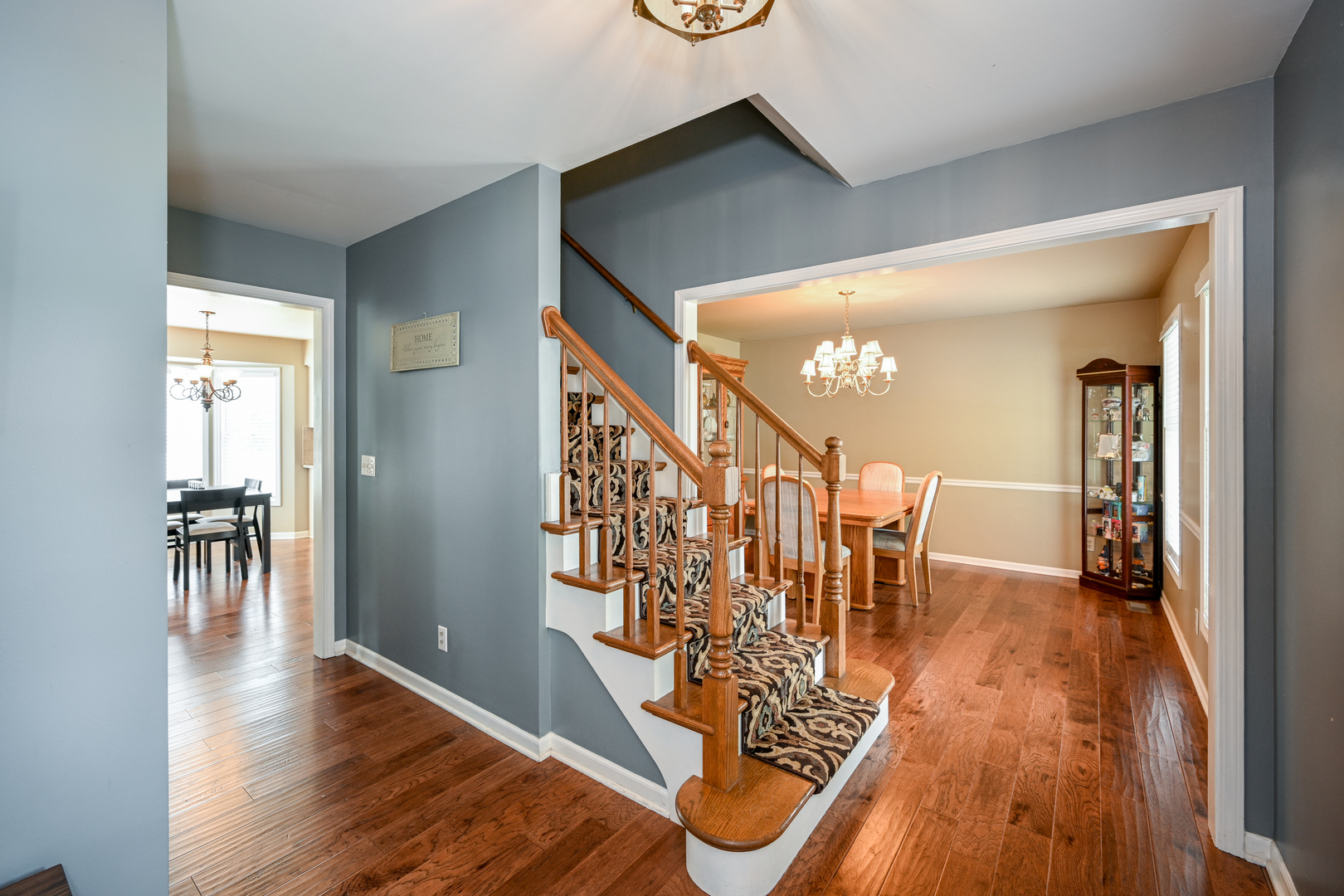 2405 Fairfax Road St. Charles, IL 60174 - Photo 4 of 32