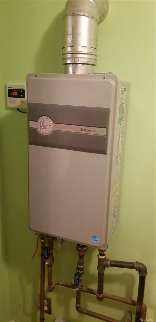 24400 Bohn Road Belleville, MI 48111 - Photo 13 of 14 Tankless water heater.jpg