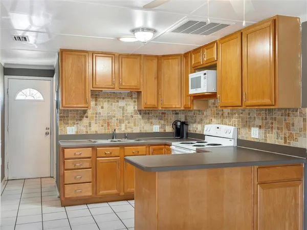 $130,000 | 10301 Highway 27, Unit 172, Clermont, FL 34711