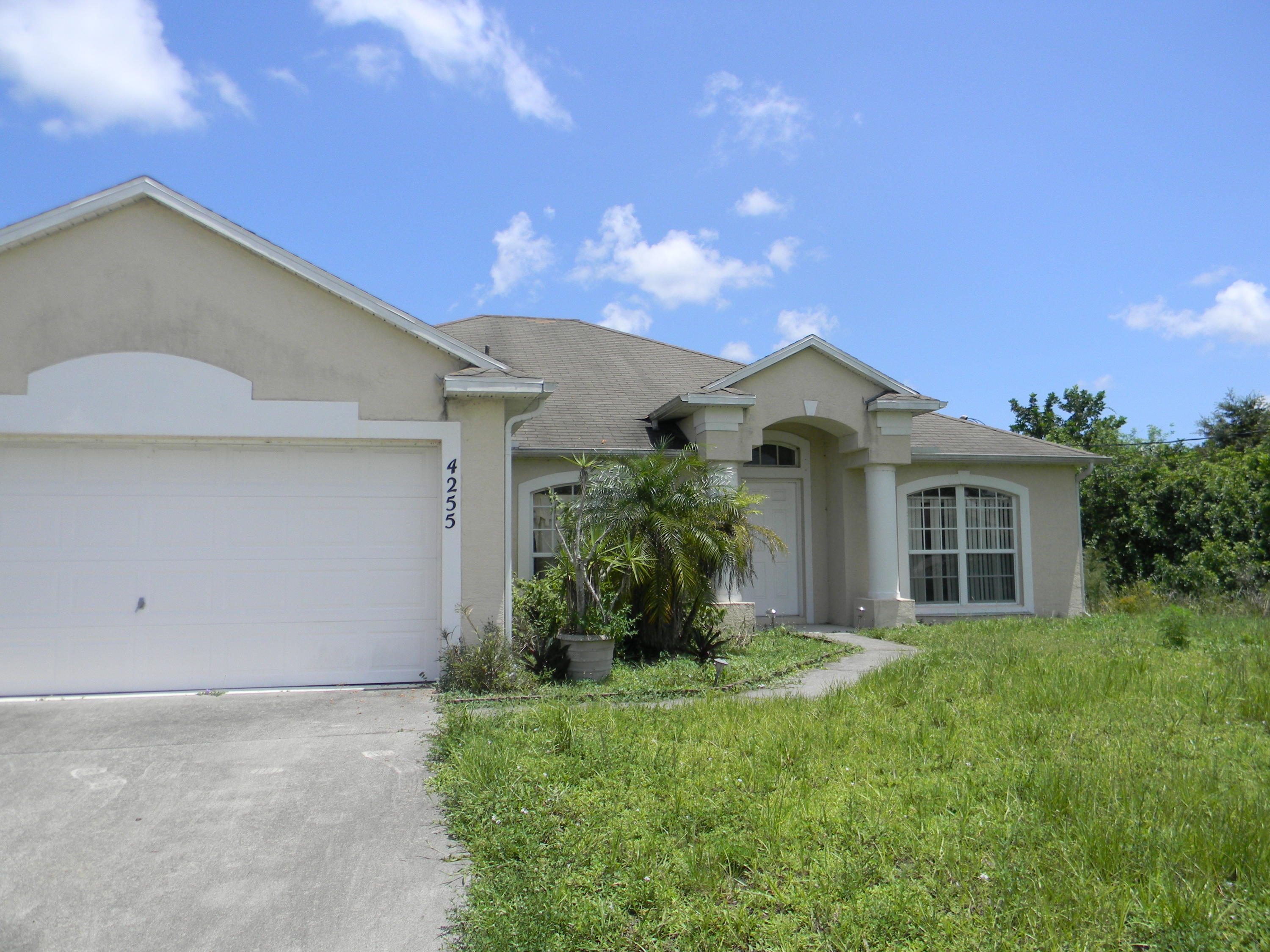 4255 Southwest Daemon Street Port St. Lucie, FL 34953 - Photo 13 of 13 DSCN7207