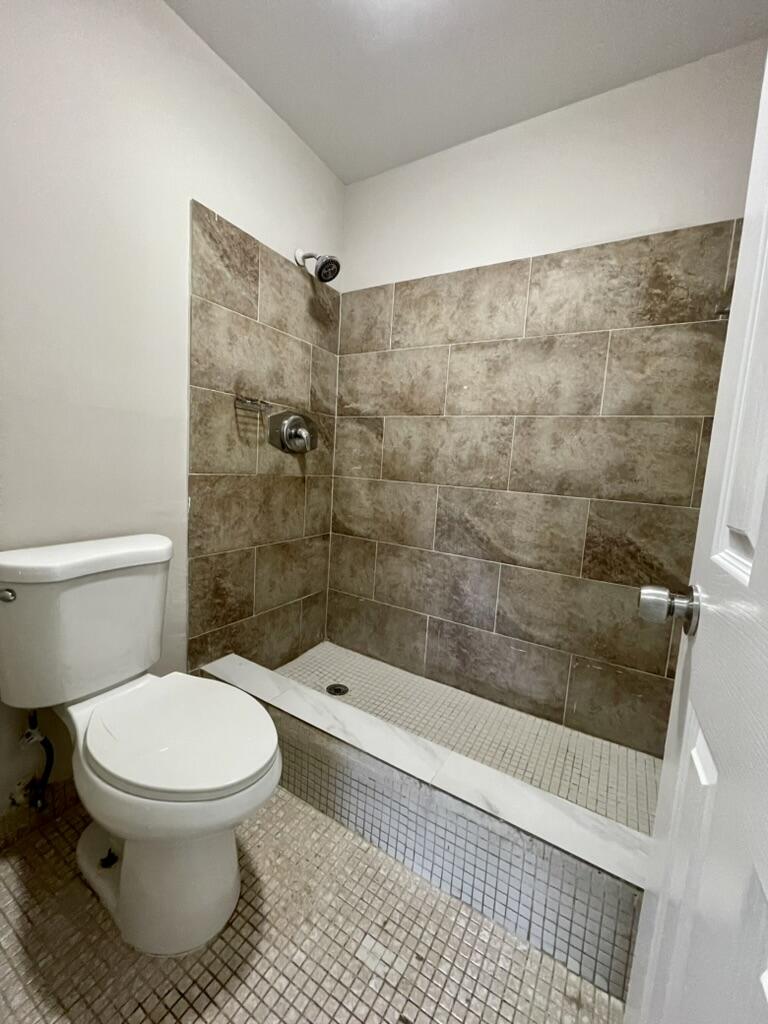 6140 Southwest 3rd Street Margate, FL 33068 - Photo 18 of 24 Main Bathroom