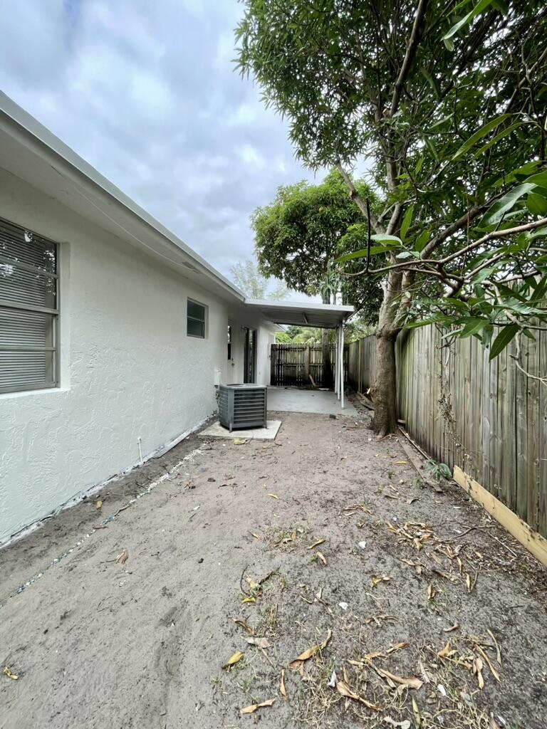 6140 Southwest 3rd Street Margate, FL 33068 - Photo 23 of 24 Outdoor Side Yard