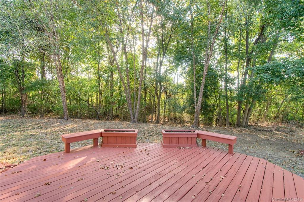 12165 Old Willow Road Charlotte, NC 28269 - Photo 22 of 26