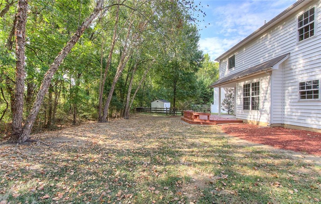 12165 Old Willow Road Charlotte, NC 28269 - Photo 25 of 26