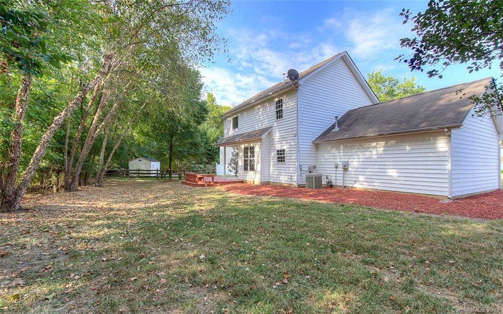 12165 Old Willow Road Charlotte, NC 28269 - Photo 26 of 26