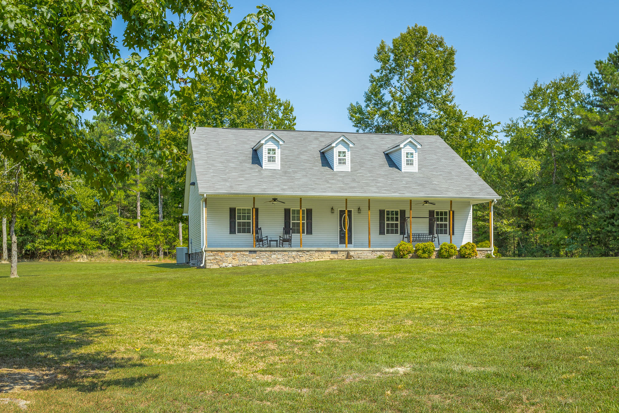 1890 Temperance Hall Road Rock Spring, GA 30739 - Photo 12 of 79 Privacy