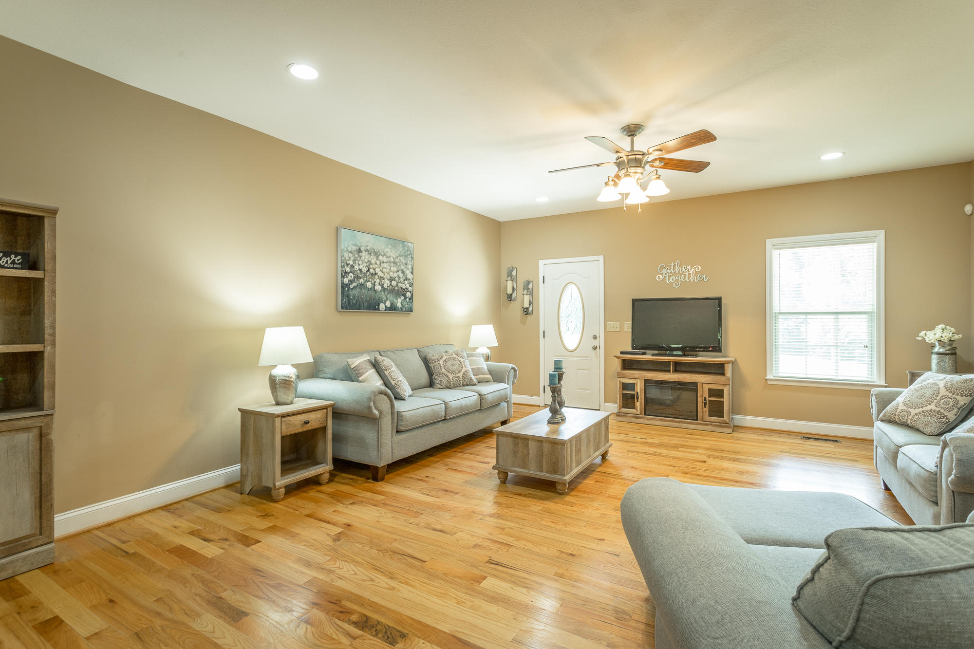 1890 Temperance Hall Road Rock Spring, GA 30739 - Photo 24 of 79 Living Room