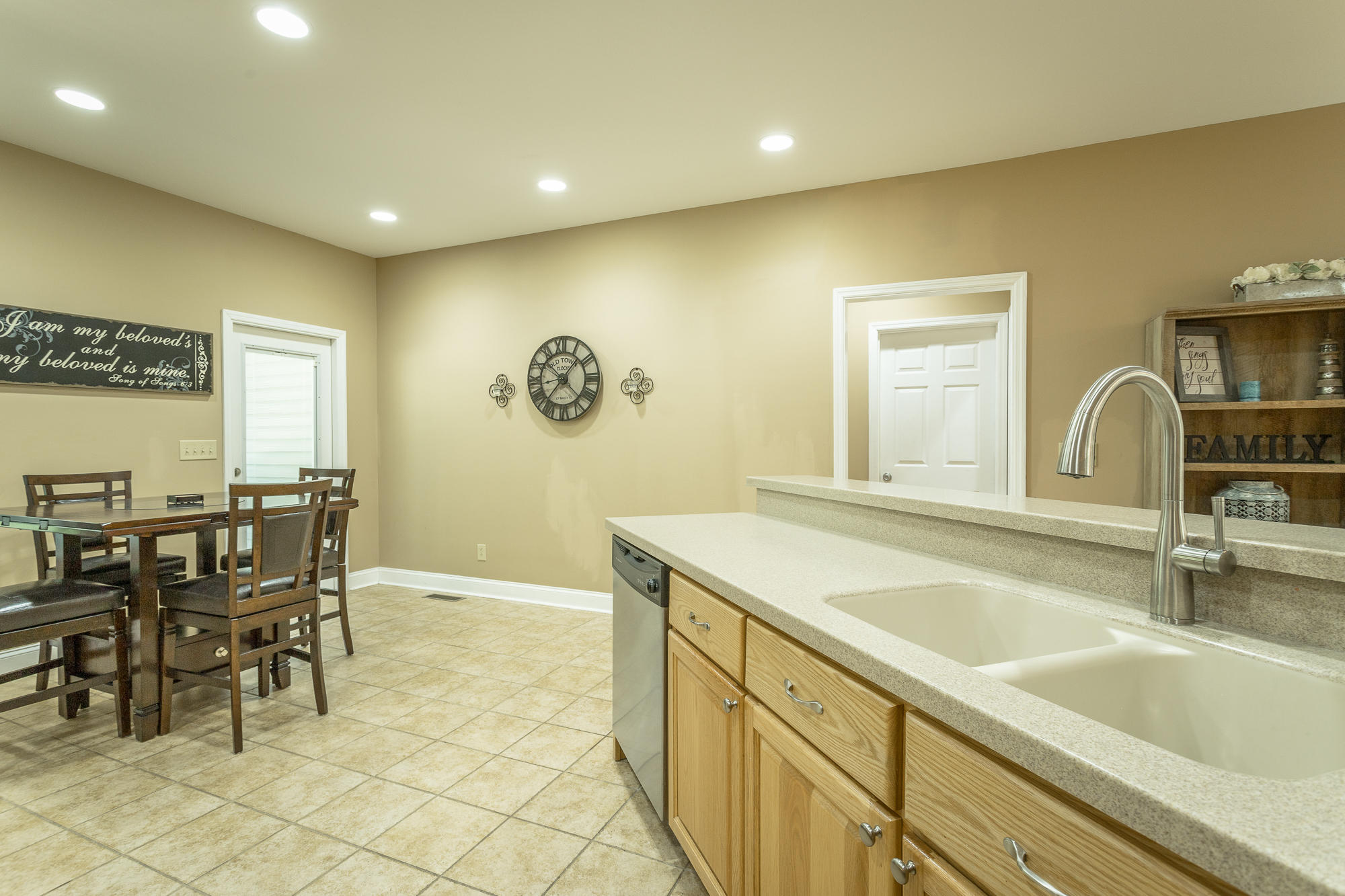 1890 Temperance Hall Road Rock Spring, GA 30739 - Photo 32 of 79 Corian Countertops