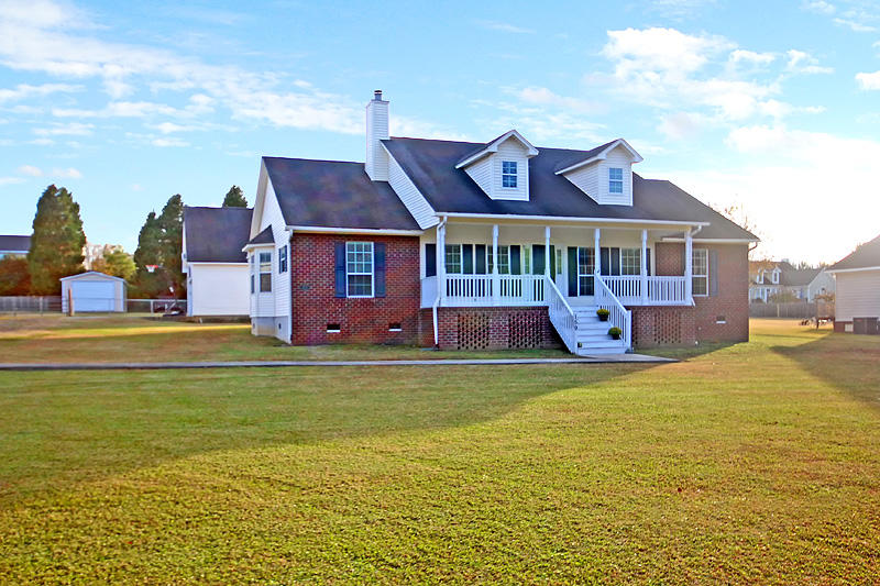 159 Columns Road Summerville, SC 29483 - Photo 3 of 30 IMG_5684-copy