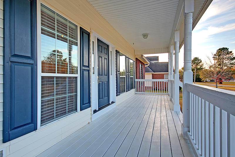 159 Columns Road Summerville, SC 29483 - Photo 5 of 30 IMG_5792_IMG_5797-copy