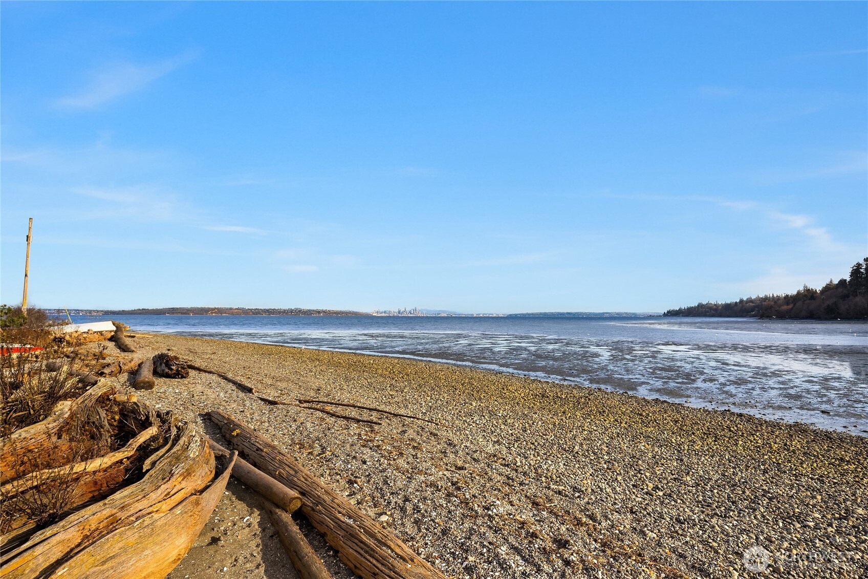 10862 Falk Road Northeast Bainbridge Island, WA 98110 - Photo 29 of 34 a view of an ocean and beach