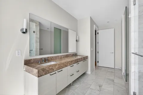 $3,700,000 | 1 Franklin Street, Unit 5105, Boston, MA 02110