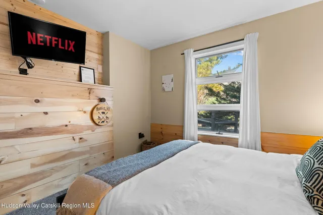 $350,000 | 70 Highlands Lane, Unit E2, Hunter, NY 12442