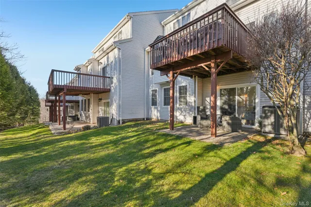 $759,000 | 33 Forest Ridge Road, Unit 33, Nyack, NY 10960