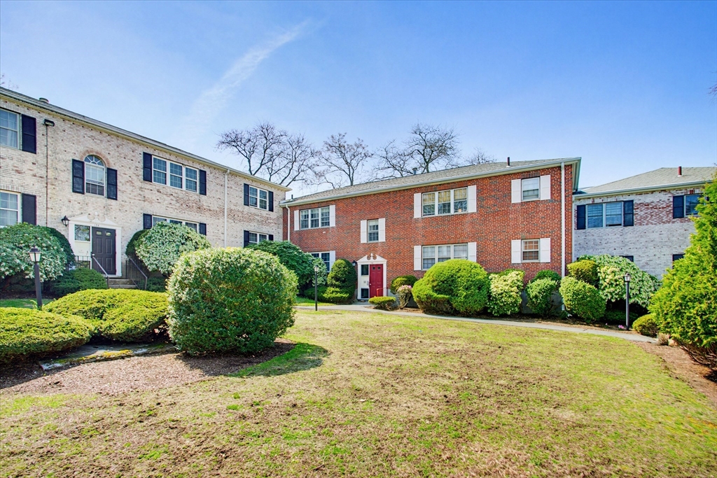 128 Lake Shore Road, Unit 1 Boston, MA 02135 - Photo 13 of 16