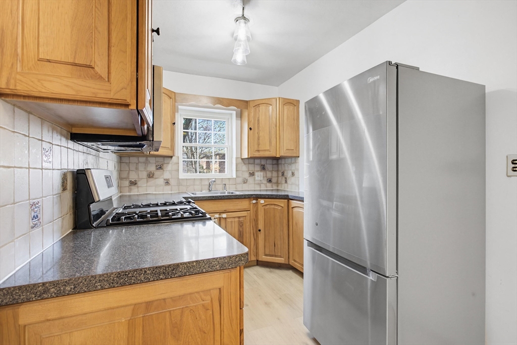 128 Lake Shore Road, Unit 1 Boston, MA 02135 - Photo 6 of 16