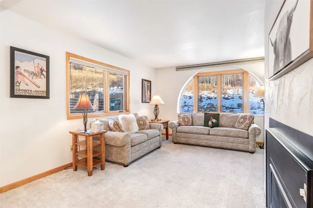 $1,183,000 | 2320 Ski Trail Lane, Unit 101, Steamboat Springs, CO 80487