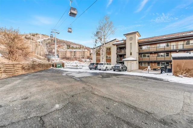 $1,183,000 | 2320 Ski Trail Lane, Unit 101, Steamboat Springs, CO 80487