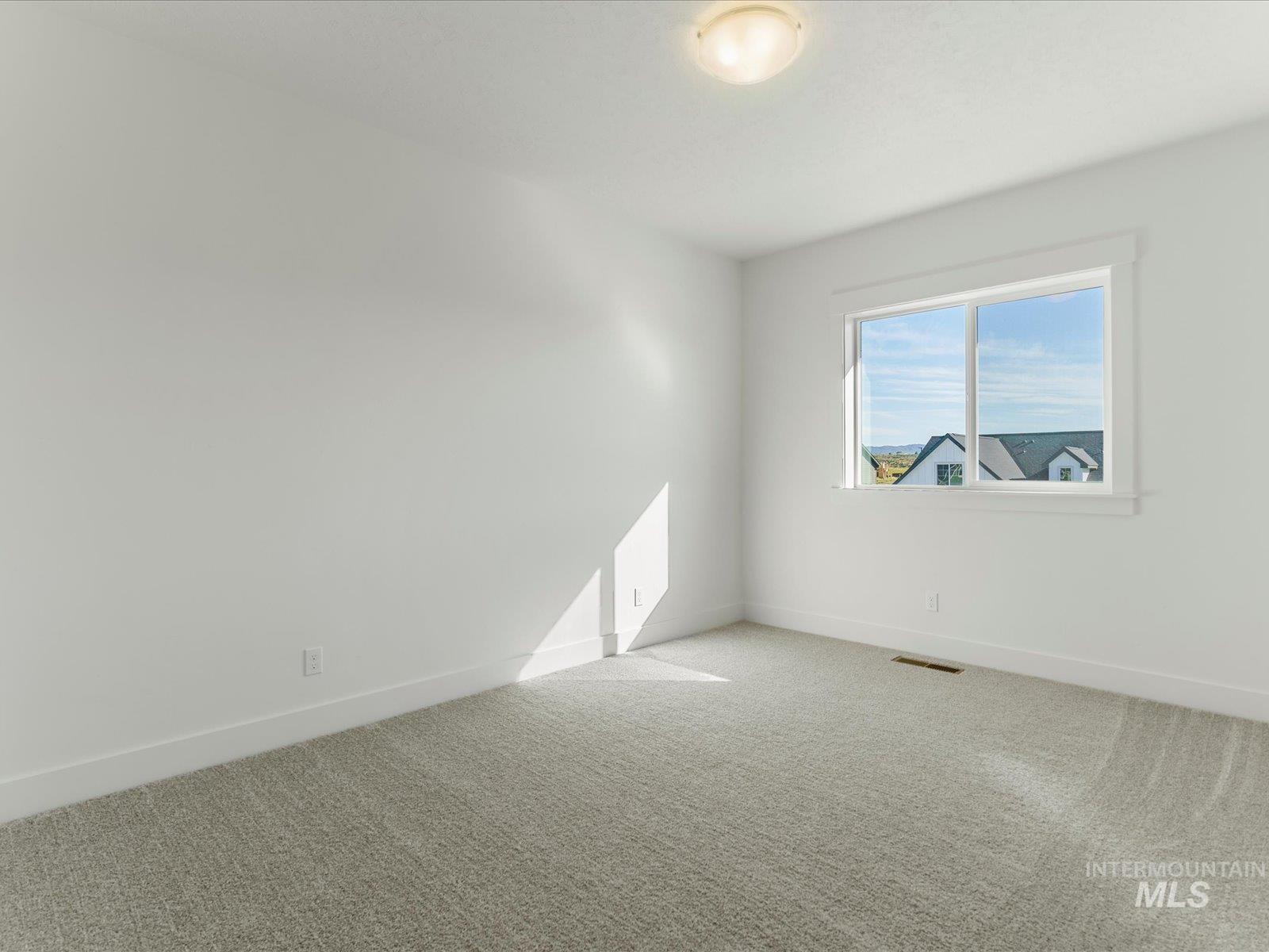 375 South Bumper Way Boise, ID 83716 - Photo 32 of 48
