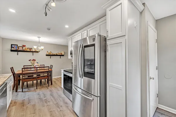 $329,995 | 52 Hillview Drive, Roanoke, VA 24019