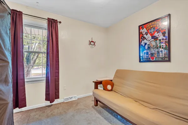 $329,995 | 52 Hillview Drive, Roanoke, VA 24019