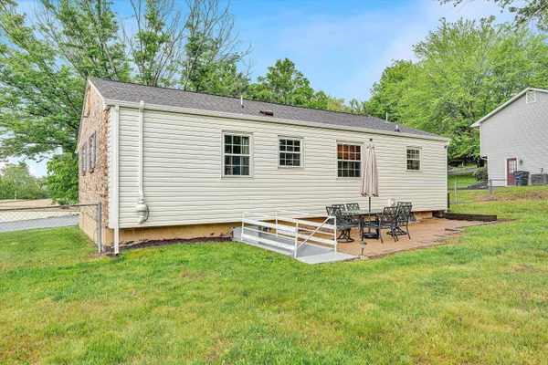 $329,995 | 52 Hillview Drive, Roanoke, VA 24019