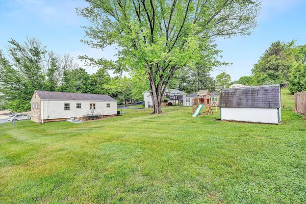 $329,995 | 52 Hillview Drive, Roanoke, VA 24019