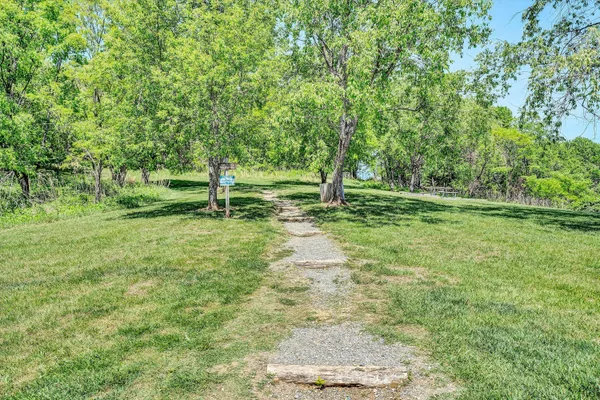 $329,995 | 52 Hillview Drive, Roanoke, VA 24019